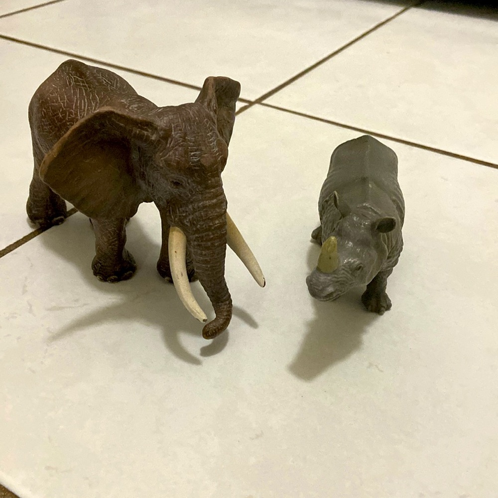 For Sale 
Schleich Rhinoceros and Elephant Toy Set